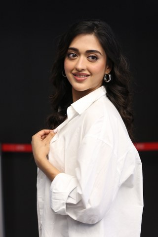 Gayatri Bhardwaj Stunning Looks in Buddy Trailer Launch Event