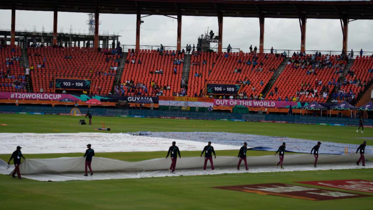 IND vs SA Final : ఇండియా, సౌతాఫ్రికా మ్యాచ్కు వర్షం ముప్పు ఉందా? తాజా వివరాలు ఇక్కడ చూడండి .. IND vs SA Final : ఇండియా, సౌతాఫ్రికా మ్యాచ్కు వర్షం ముప్పు ఉందా? తాజా వివరాలు ఇక్కడ చూడండి ..