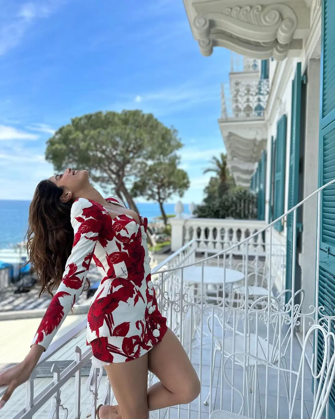 Janhvi Kapoor Stylish Poses in Short Dress