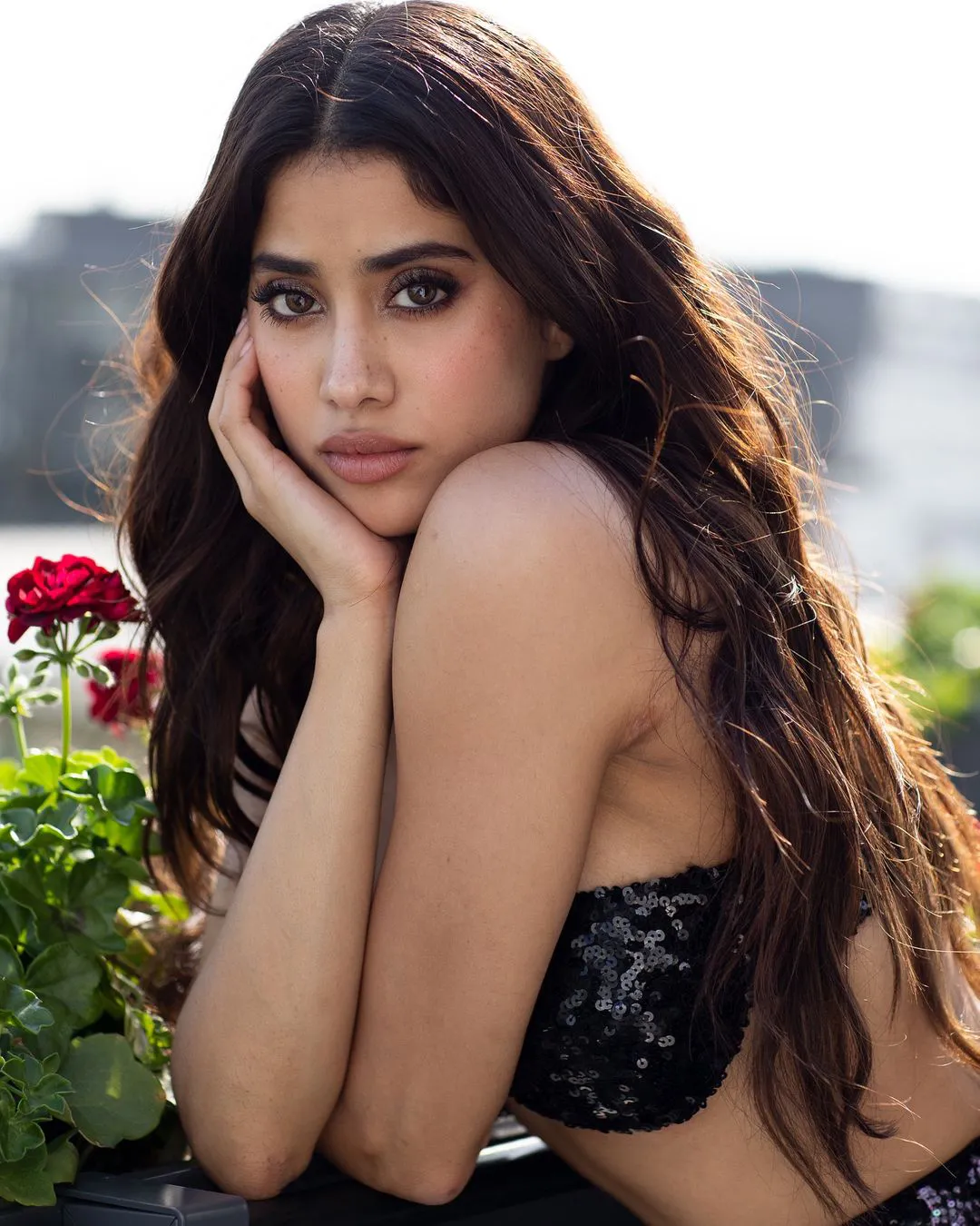 Janhvi Kapoor Participated in Paris Couture Week with Ultra Modern Dress