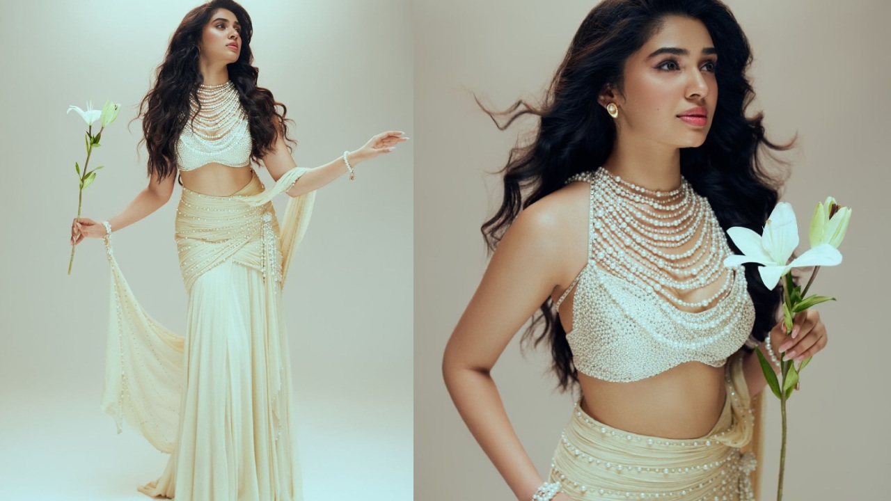 Krithi Shetty : దేవకన్యలా మెరిసిపోతున్న కృతిశెట్టి..