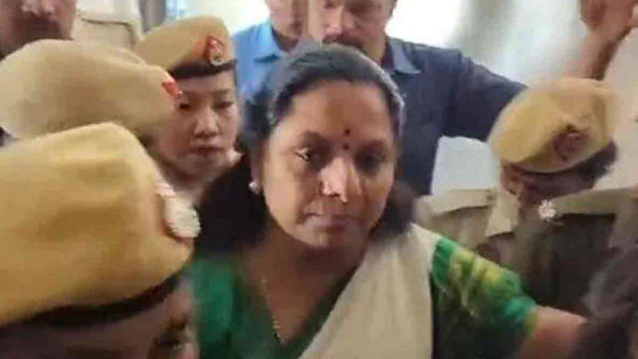 కవిత అరెస్టుకు మూడు నెలలు పూర్తి.. ఇవాళ ములాఖత్ కానున్న మాజీ మంత్రులు కవిత అరెస్టుకు మూడు నెలలు పూర్తి.. ఇవాళ ములాఖత్ కానున్న మాజీ మంత్రులు