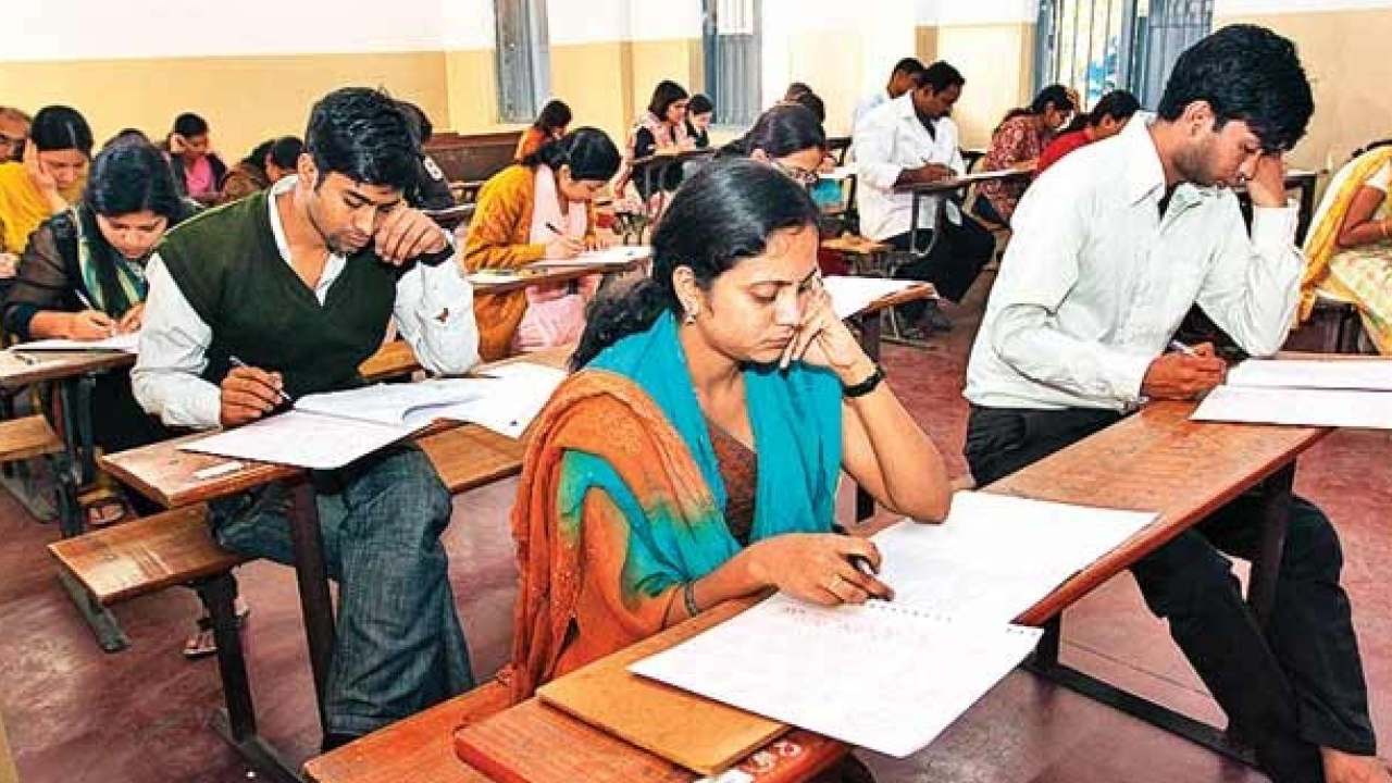 ఏపీ ప్రభుత్వం మరో కీలక నిర్ణయం.. మెగా డీఎస్సీతో పాటు .. ఏపీ ప్రభుత్వం మరో కీలక నిర్ణయం.. మెగా డీఎస్సీతో పాటు ..