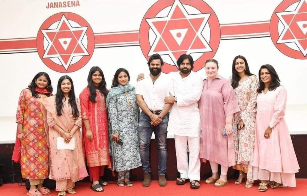 Mega Family Cousins take a Photo with Pawan Kalyan 