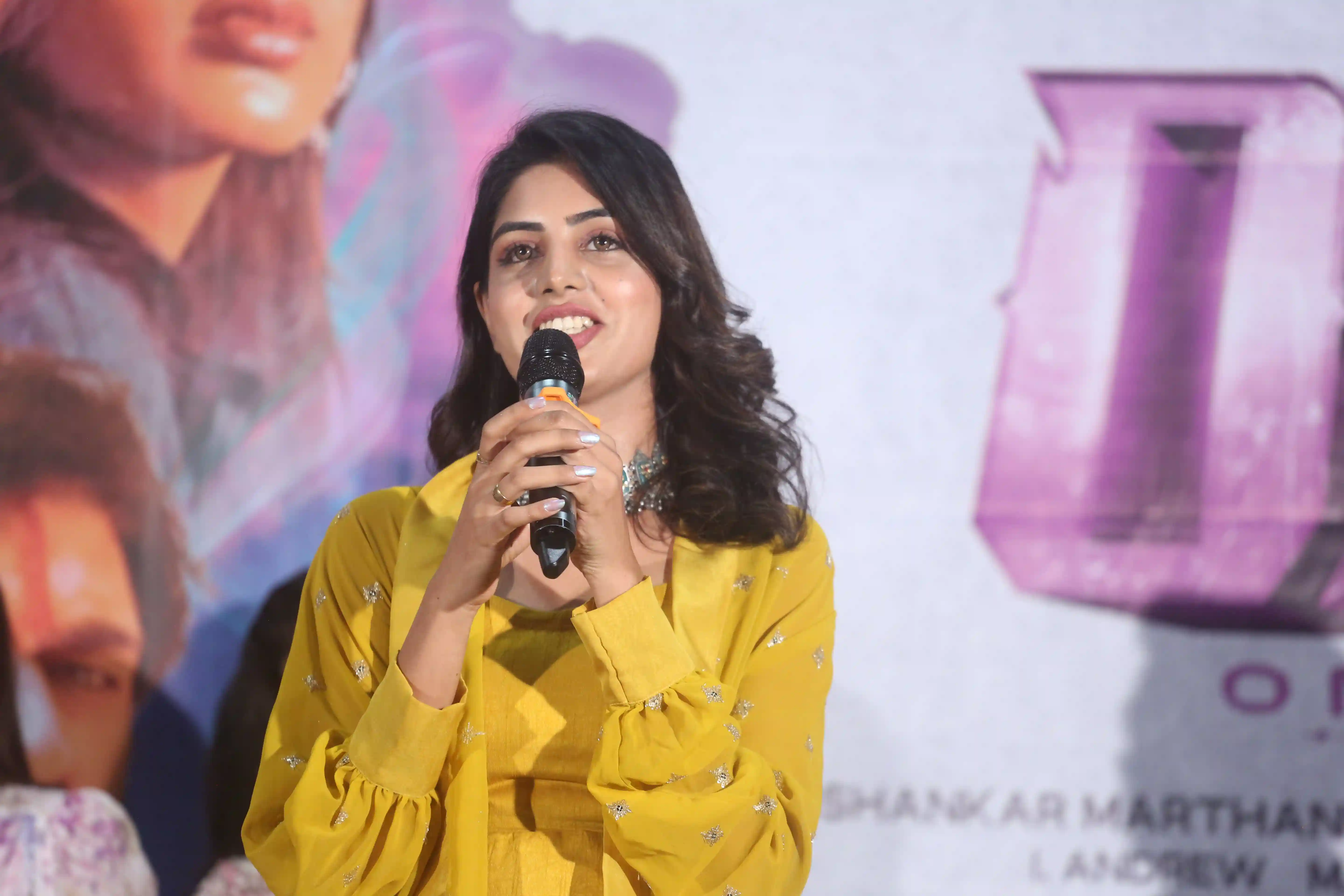 O Manchi Ghost Pre Release Event