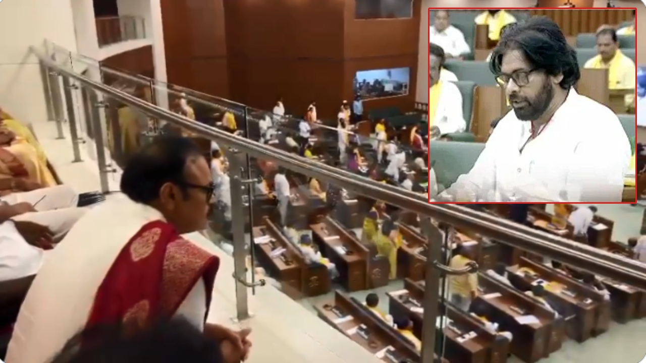 పవన్ ప్రమాణ స్వీకారం.. నాగబాబు ఎమోషనల్ ట్వీట్.. ‘పదేళ్ల కల నెరవేరింది.. ప్రజా ప్రస్థానం మొదలైంది’ పవన్ ప్రమాణ స్వీకారం.. నాగబాబు ఎమోషనల్ ట్వీట్.. ‘పదేళ్ల కల నెరవేరింది.. ప్రజా ప్రస్థానం మొదలైంది’
