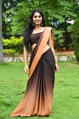 Shagnasri Venun Stunning looks in saree