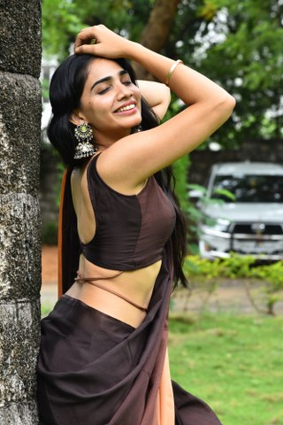 Shagnasri Venun Stunning looks in saree