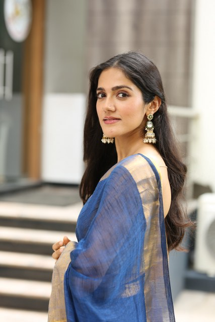 Simran Choudhary Cute Saree Looks