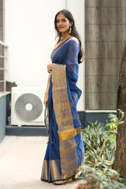 Simran Choudhary Cute Saree Looks