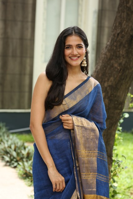 Simran Choudhary Cute Saree Looks