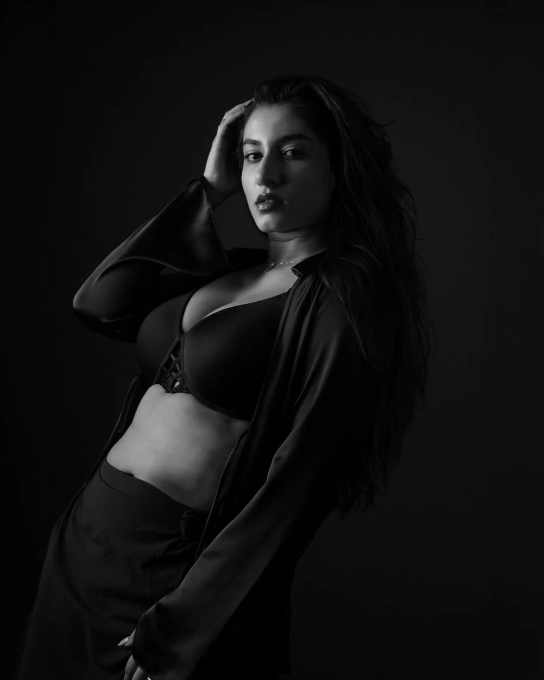 Vishnupriyaa Bhimeneni Sizzling Photos