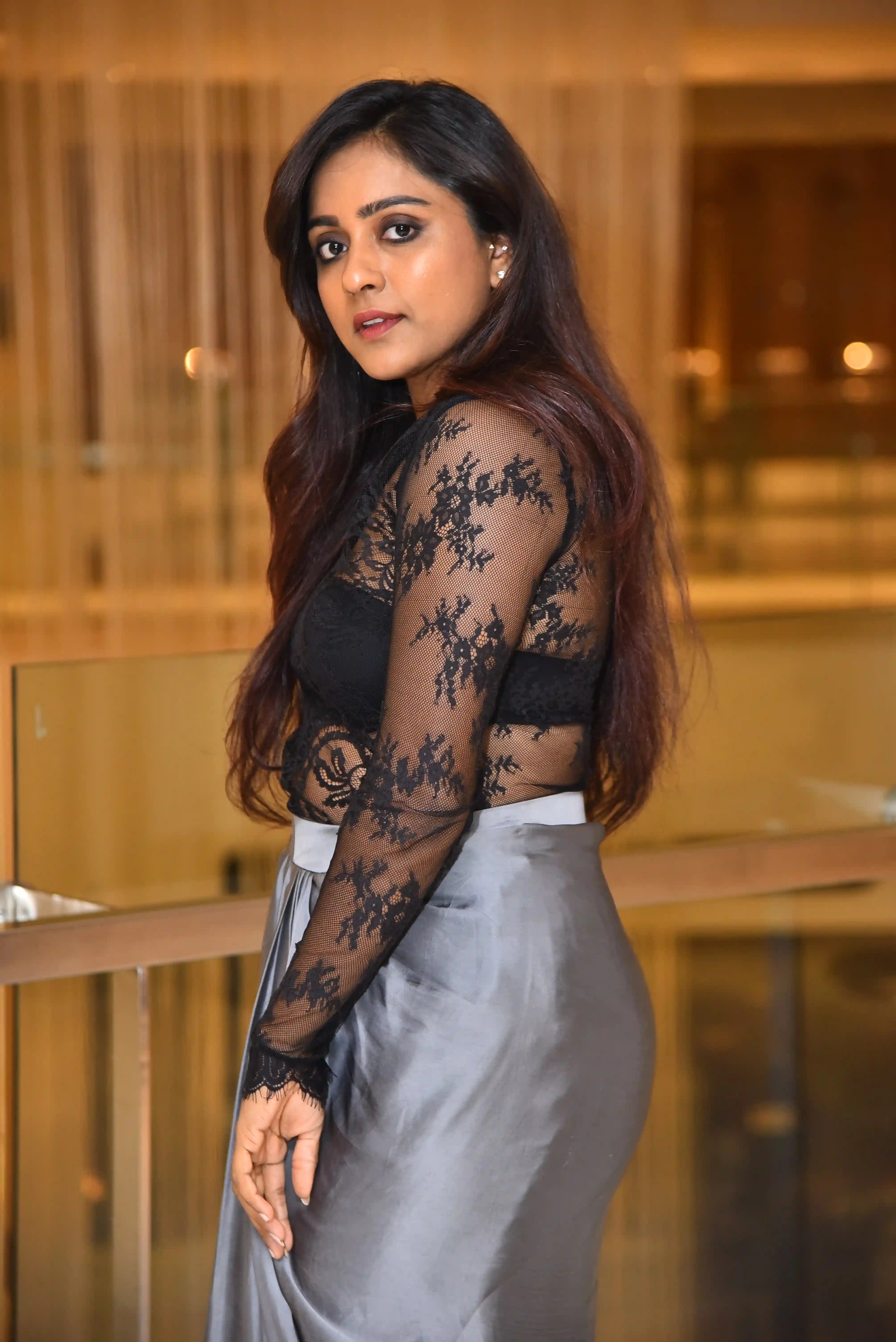 Vithika Sheru Stunning Looks