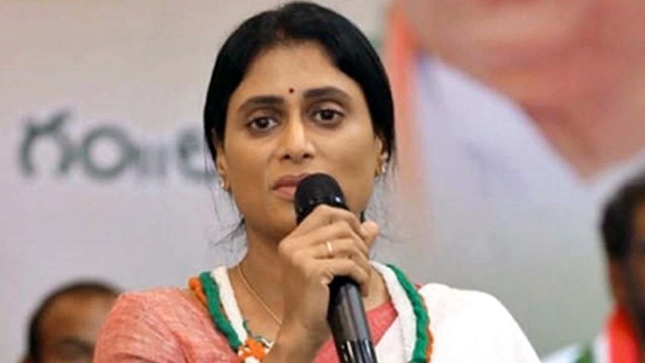 ఏపీలో వైఎస్సార్ విగ్రహాలపై దాడులు.. వైఎస్ షర్మిల కీలక వ్యాఖ్యలు ఏపీలో వైఎస్సార్ విగ్రహాలపై దాడులు.. వైఎస్ షర్మిల కీలక వ్యాఖ్యలు