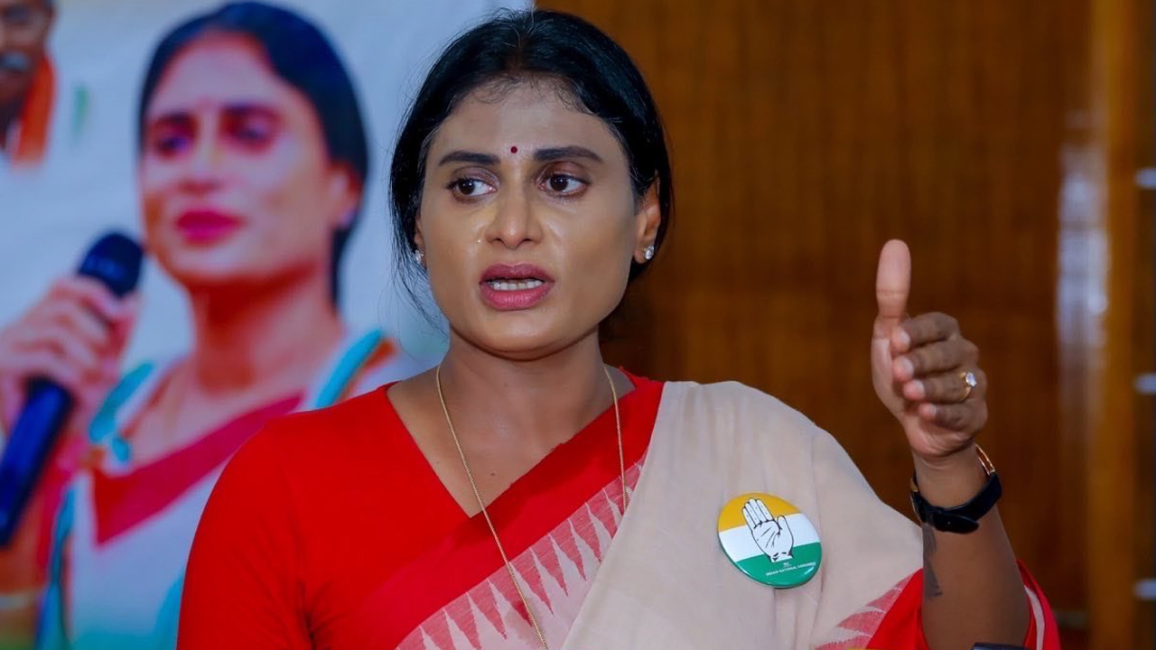 కేంద్రమంత్రి హెచ్డీ కుమారస్వామి చేసిన వ్యాఖ్యలపై మండిపడ్డ వైఎస్ షర్మిల కేంద్రమంత్రి హెచ్డీ కుమారస్వామి చేసిన వ్యాఖ్యలపై మండిపడ్డ వైఎస్ షర్మిల
