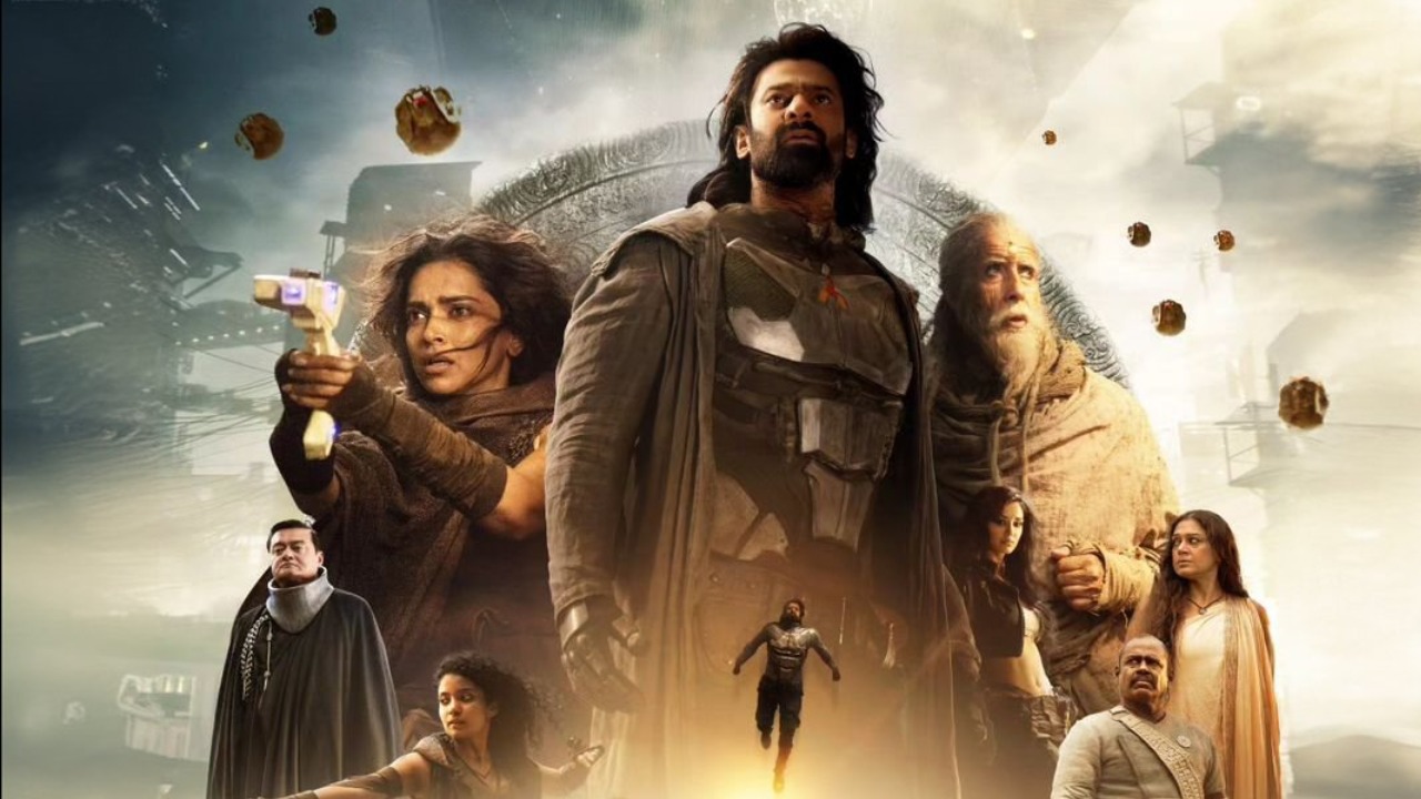 Kalki 2898 AD : ‘కల్కి’ కోసం ఏపీలో కూడా భారీగా టికెట్ రేట్లు పెంపు.. ఎంతంటే..? Kalki 2898 AD : ‘కల్కి’ కోసం ఏపీలో కూడా భారీగా టికెట్ రేట్లు పెంపు.. ఎంతంటే..?