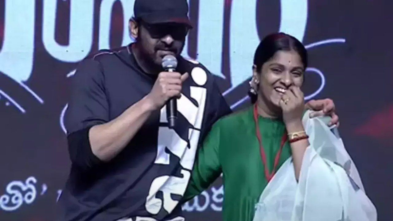 Swapna Dutt : మేము రికార్డుల కోసం సినిమా తీయలేదు.. కల్కి సినిమాపై నిర్మాత స్వప్న దత్ సంచలన పోస్ట్.. Swapna Dutt : మేము రికార్డుల కోసం సినిమా తీయలేదు.. కల్కి సినిమాపై నిర్మాత స్వప్న దత్ సంచలన పోస్ట్..