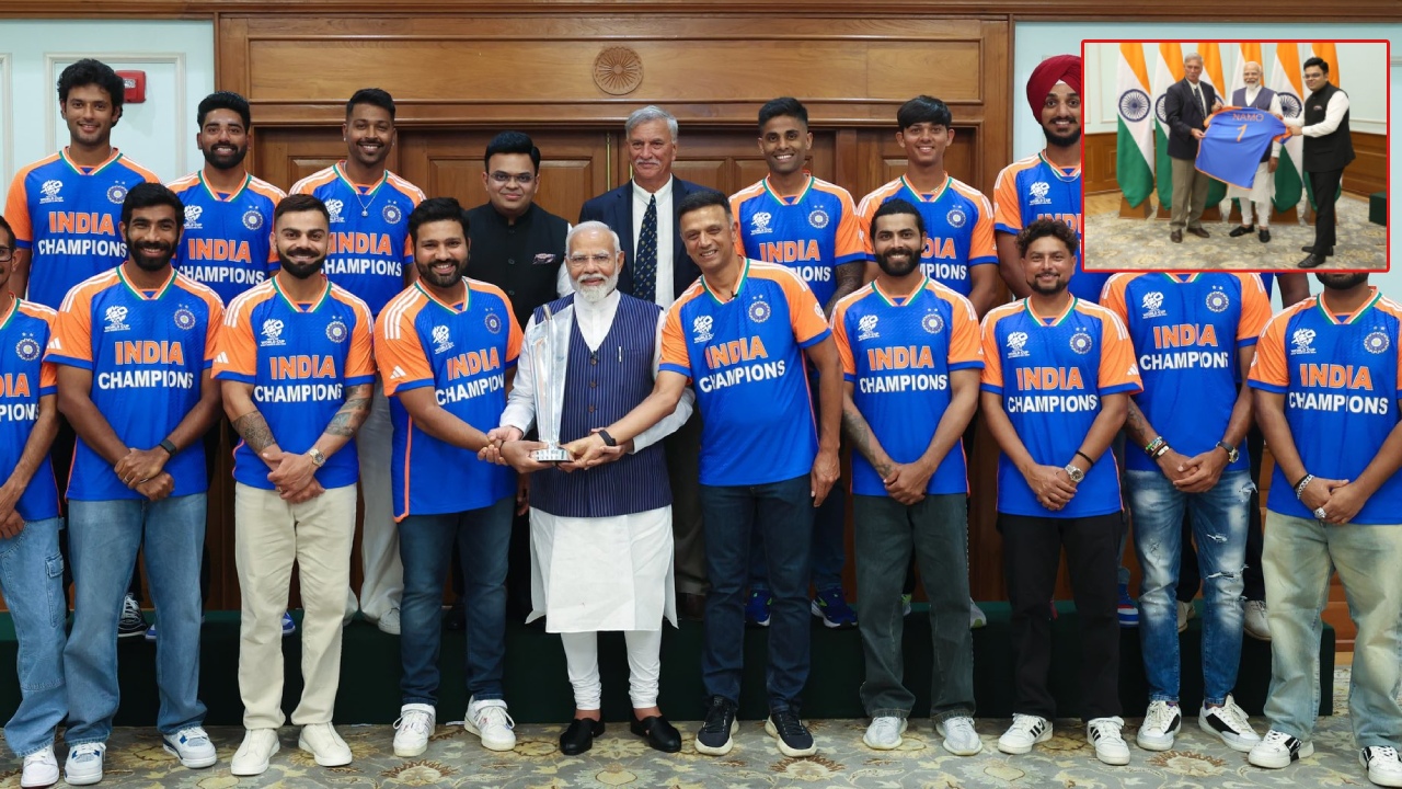 PM Modi-Team India : ప్రధాని మోదీకి టీమ్ఇండియా ‘జెర్సీ’.. నంబర్ ఎంతో ఎంతంటే? PM Modi-Team India : ప్రధాని మోదీకి టీమ్ఇండియా ‘జెర్సీ’.. నంబర్ ఎంతో ఎంతంటే?