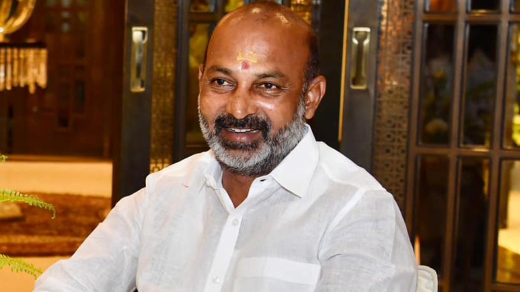Union Minister Bandi Sanjay hot comments on Telangana budget 2024