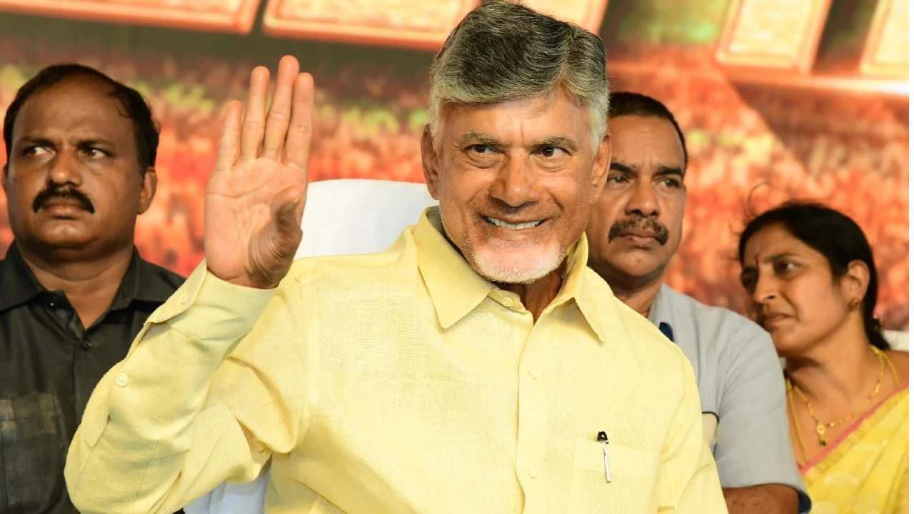 ఉద్యోగులకు షాకిచ్చిన ఏపీ ప్రభుత్వం.. గత ప్రభుత్వం నిర్ణయించిన ప్రకారమే.. ఉద్యోగులకు షాకిచ్చిన ఏపీ ప్రభుత్వం.. గత ప్రభుత్వం నిర్ణయించిన ప్రకారమే..