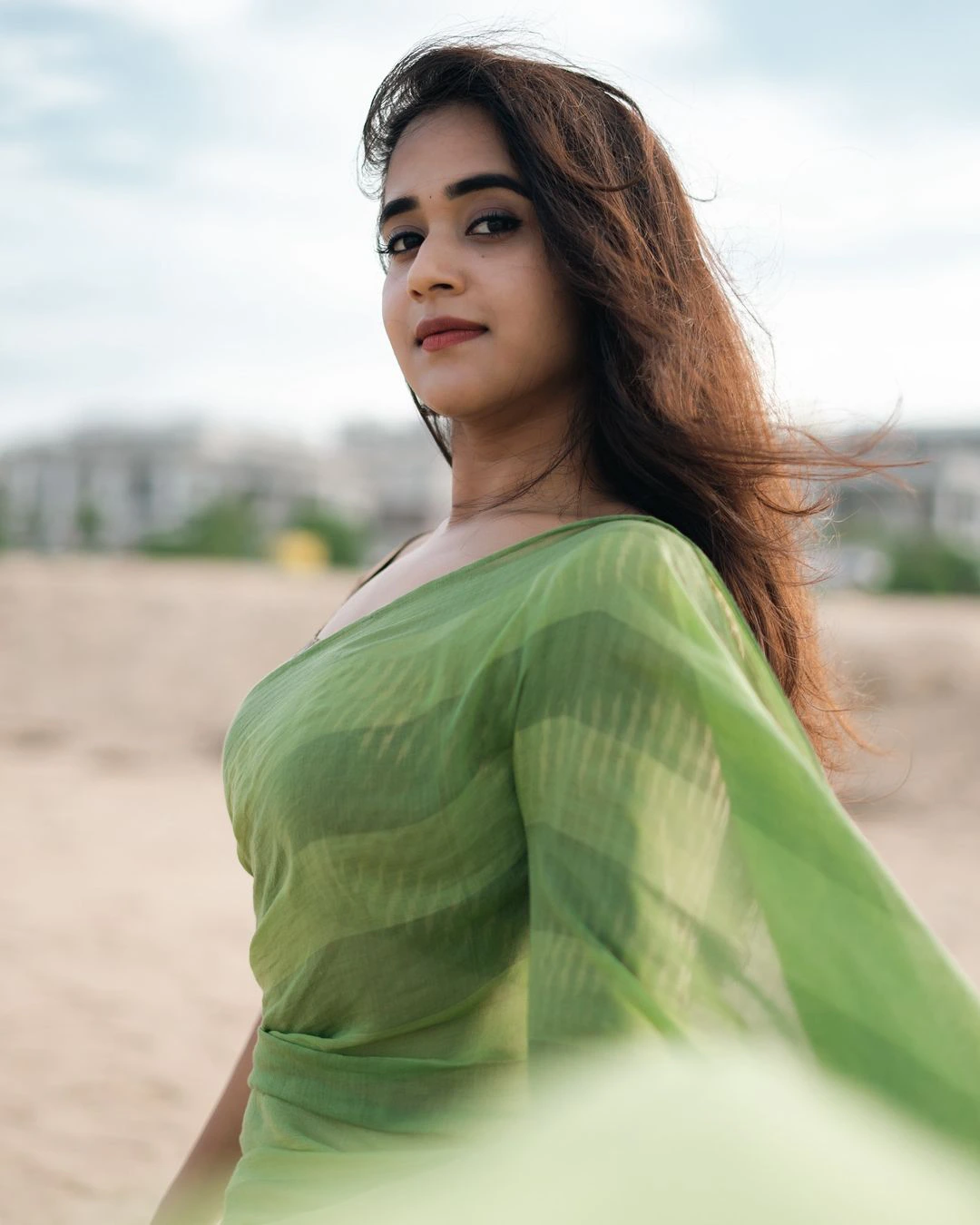 Deepthi Sunaina Enjoying at Chennai Beach