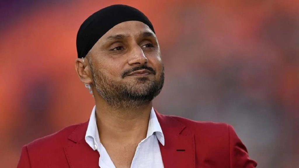 Harbhajan Slams PAK Journalist For Comparing Dhoni and Rizwan