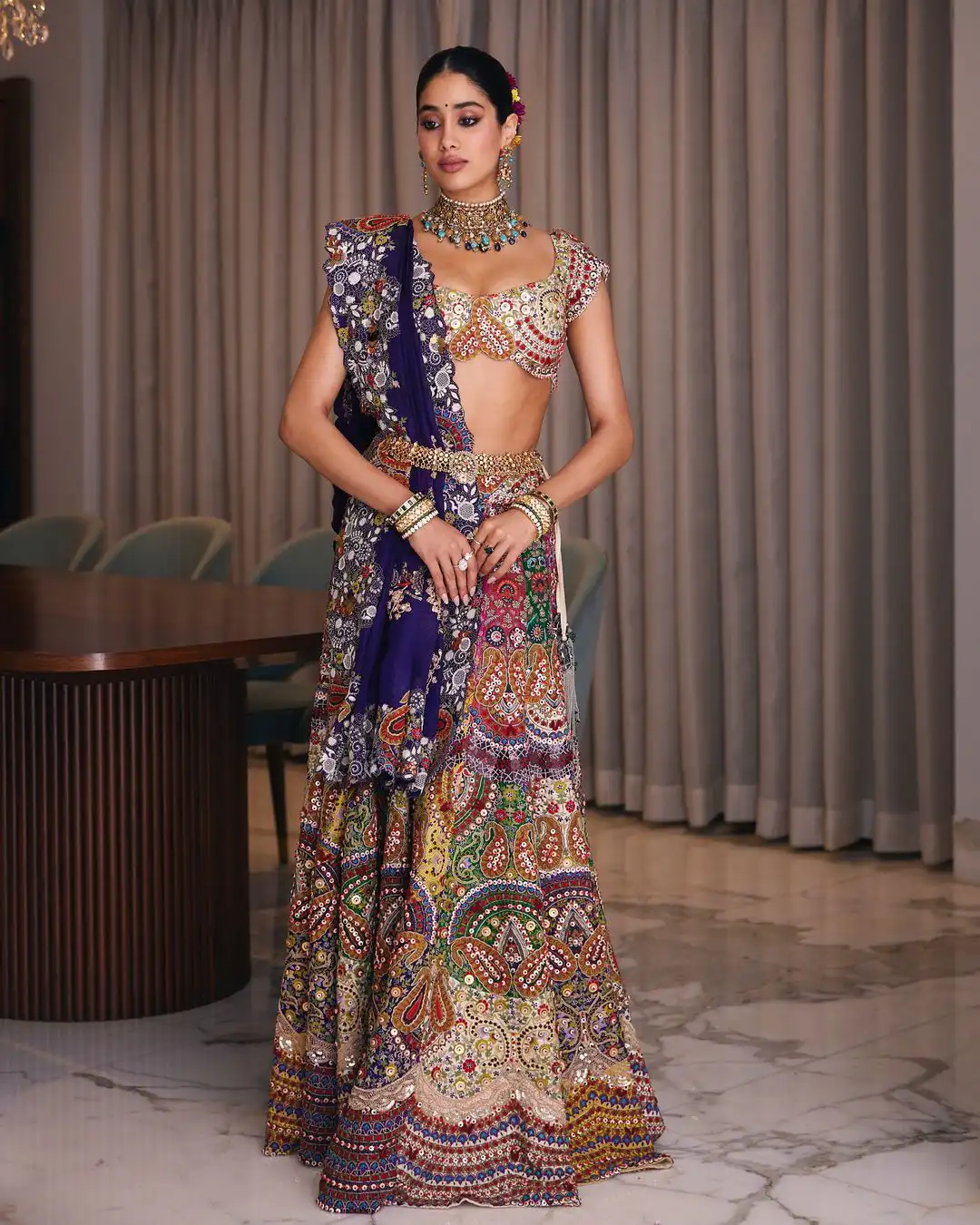 Janhvi Kapoor Shows her Beauty in Traditional Attire