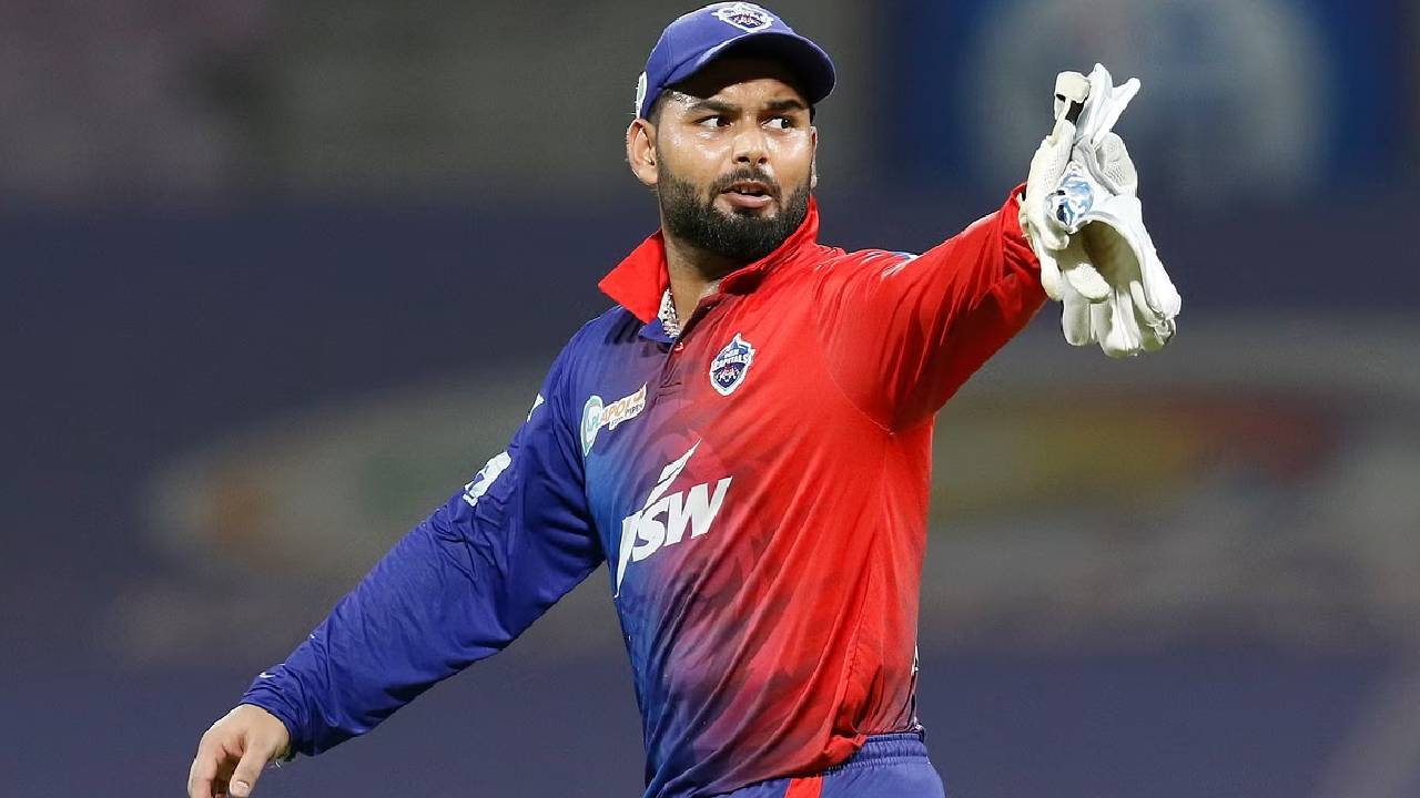 Rishabh Pant : ఢిల్లీ క్యాపిటల్స్కు షాకివ్వనున్న రిషబ్ పంత్..? Rishabh Pant : ఢిల్లీ క్యాపిటల్స్కు షాకివ్వనున్న రిషబ్ పంత్..?