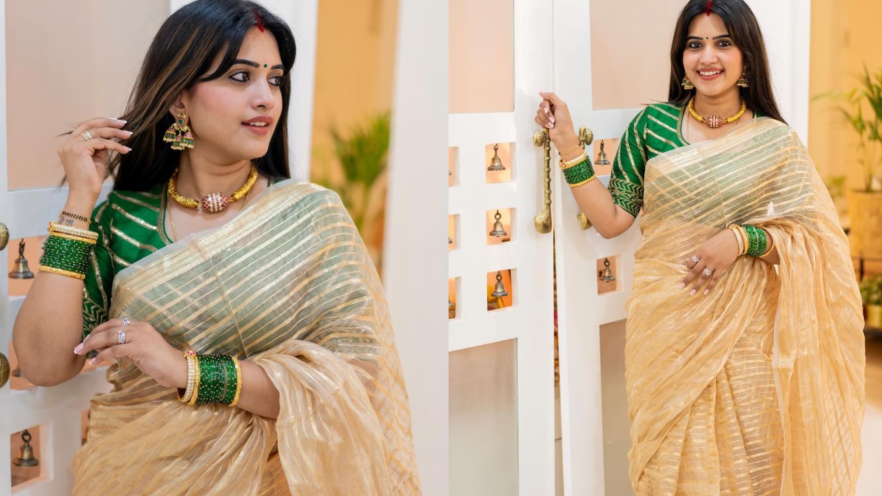 Sravanthi Chokarapu : పండగ పూట పద్దతిగా.. చీరకట్టులో యాంకర్ స్రవంతి..