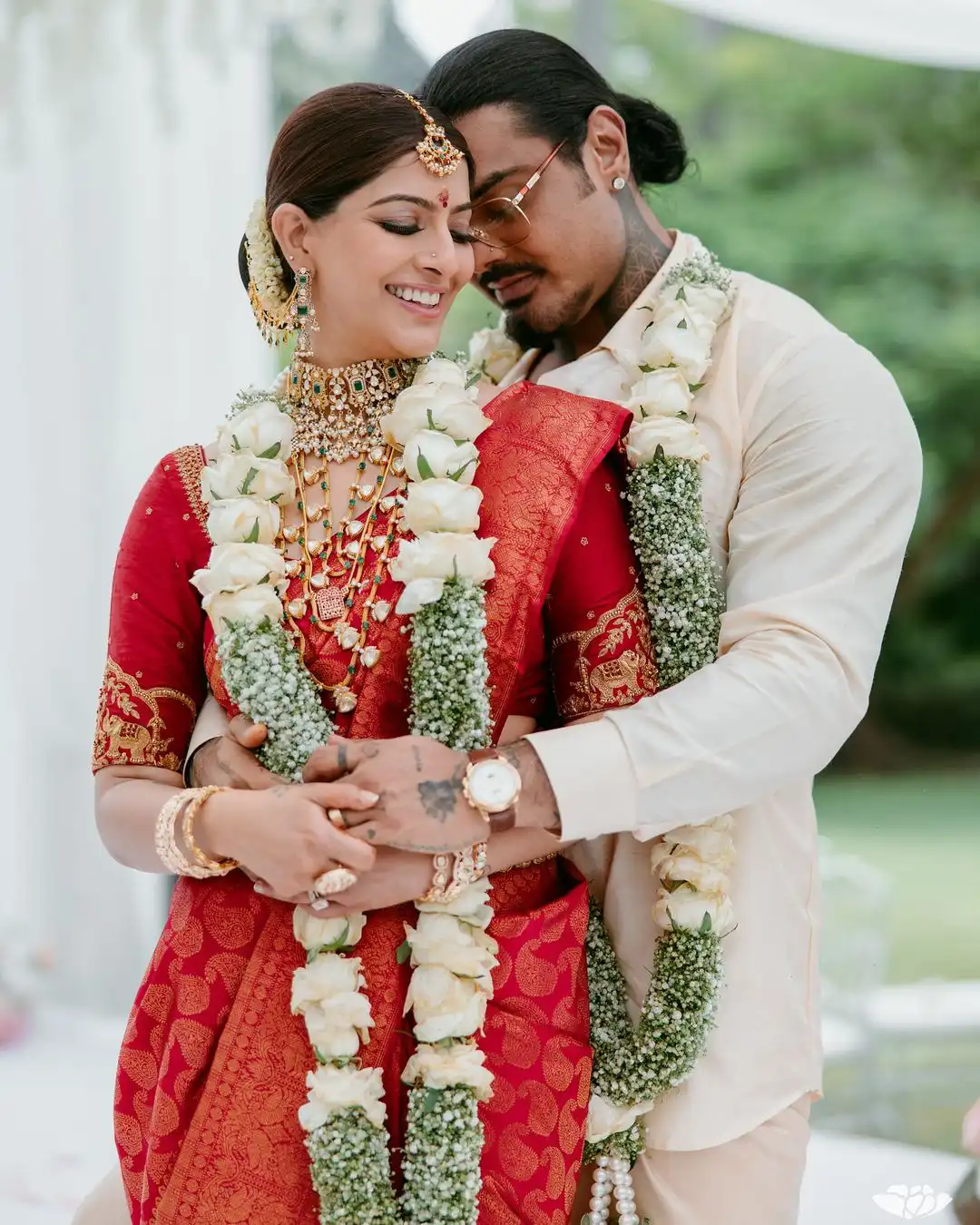 Varalaxmi Sarathkumar Nicholai Sachdev Wedding Photos