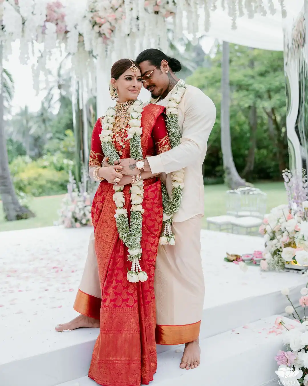 Varalaxmi Sarathkumar Nicholai Sachdev Wedding Photos