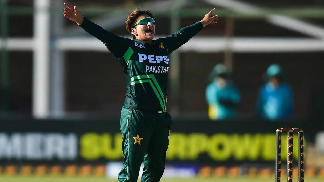IND vs PAK : పాక్ కెప్టెన్ కీలక వ్యాఖ్యలు.. భారత్తో మ్యాచ్ ఓడిపోవడానికి కారణం.. IND vs PAK : పాక్ కెప్టెన్ కీలక వ్యాఖ్యలు.. భారత్తో మ్యాచ్ ఓడిపోవడానికి కారణం..