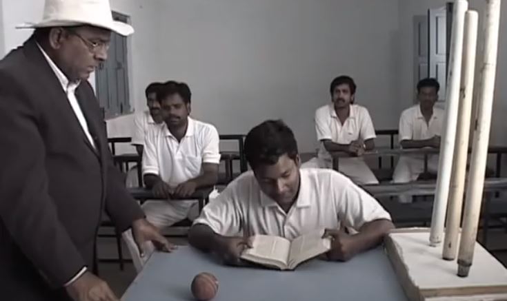 Do You Know Comedian Satya played a role in Amrutham Serial Details Here 