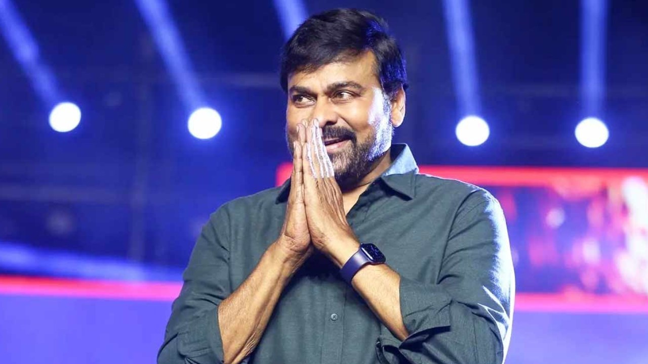 Chiranjeevi birthday : మెగాస్టార్ చిరంజీవి బర్త్డే.. నెట్టింట శుభాకాంక్షల వెల్లువ.. పవన్, రామ్చరణ్ మొదలు కొని.. Chiranjeevi birthday : మెగాస్టార్ చిరంజీవి బర్త్డే.. నెట్టింట శుభాకాంక్షల వెల్లువ.. పవన్, రామ్చరణ్ మొదలు కొని..