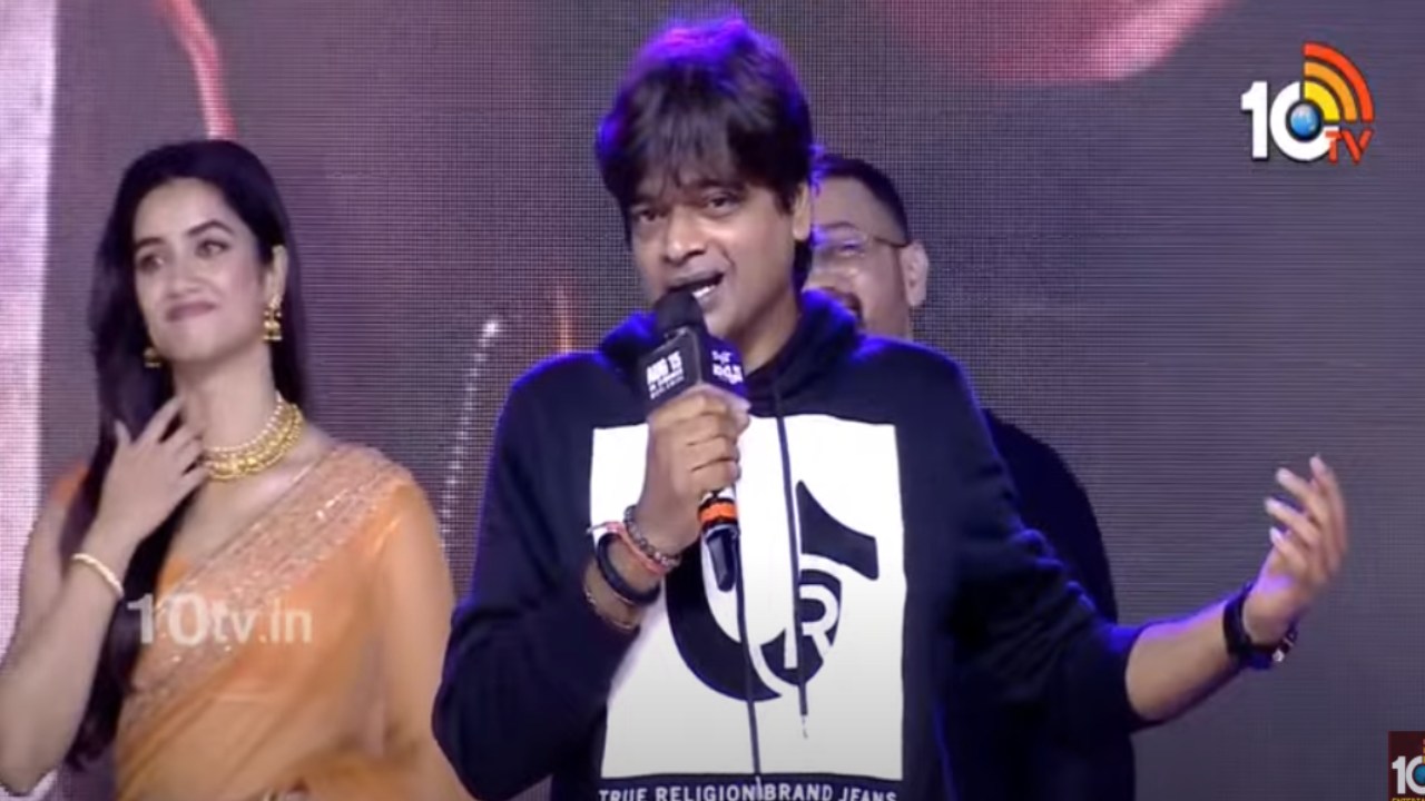 Harish Shankar : ఒరేయ్.. ఎక్కువ అరుస్తున్నావ్ నిన్ను ట్విట్టర్ లో బ్లాక్ చేస్తా.. హరీష్ శంకర్ Harish Shankar : ఒరేయ్.. ఎక్కువ అరుస్తున్నావ్ నిన్ను ట్విట్టర్ లో బ్లాక్ చేస్తా.. హరీష్ శంకర్