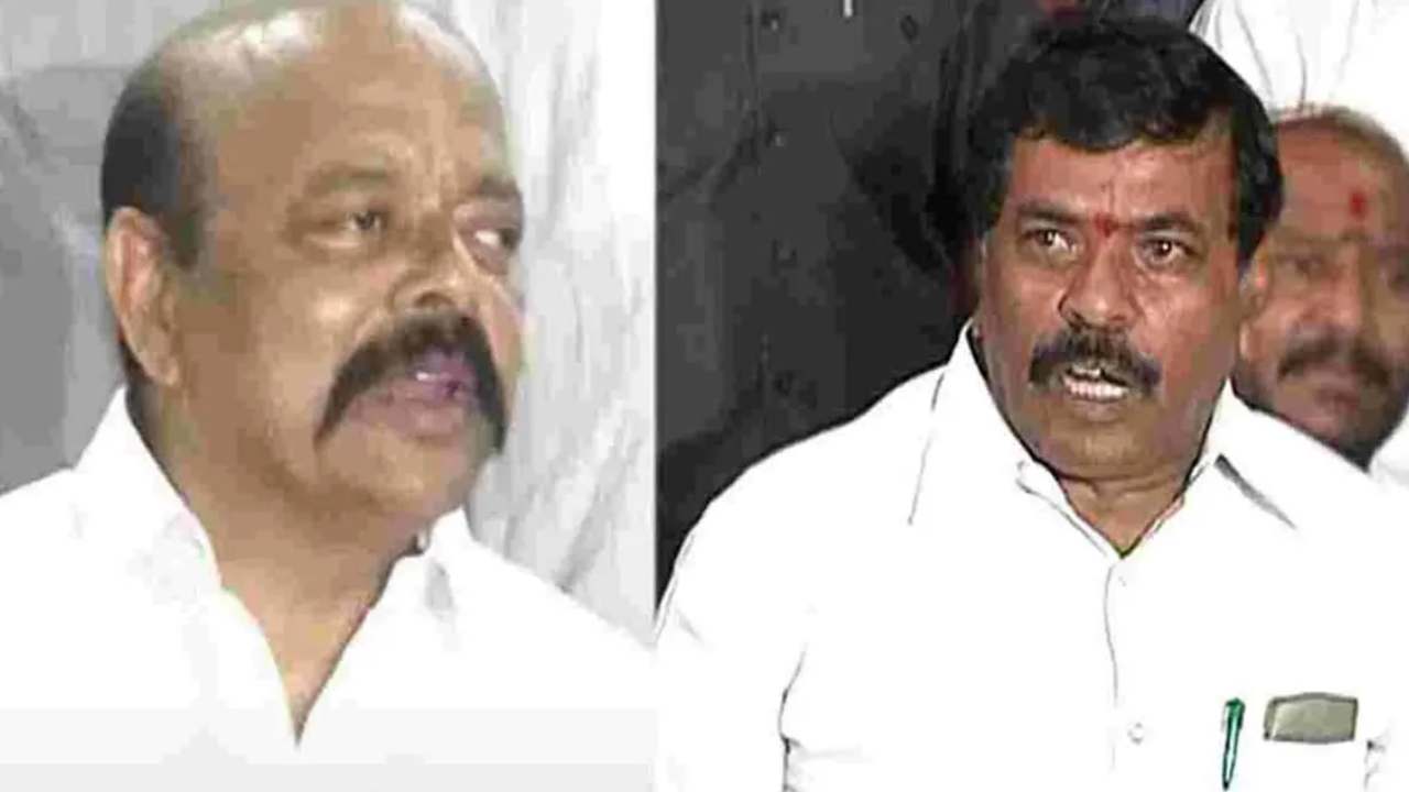 వరంగల్ కాంగ్రెస్లో భగ్గుమన్న విబేధాలు.. ఎమ్మెల్సీ సారయ్యపై కొండా మురళీ సంచలన వ్యాఖ్యలు .. వరంగల్ కాంగ్రెస్లో భగ్గుమన్న విబేధాలు.. ఎమ్మెల్సీ సారయ్యపై కొండా మురళీ సంచలన వ్యాఖ్యలు ..