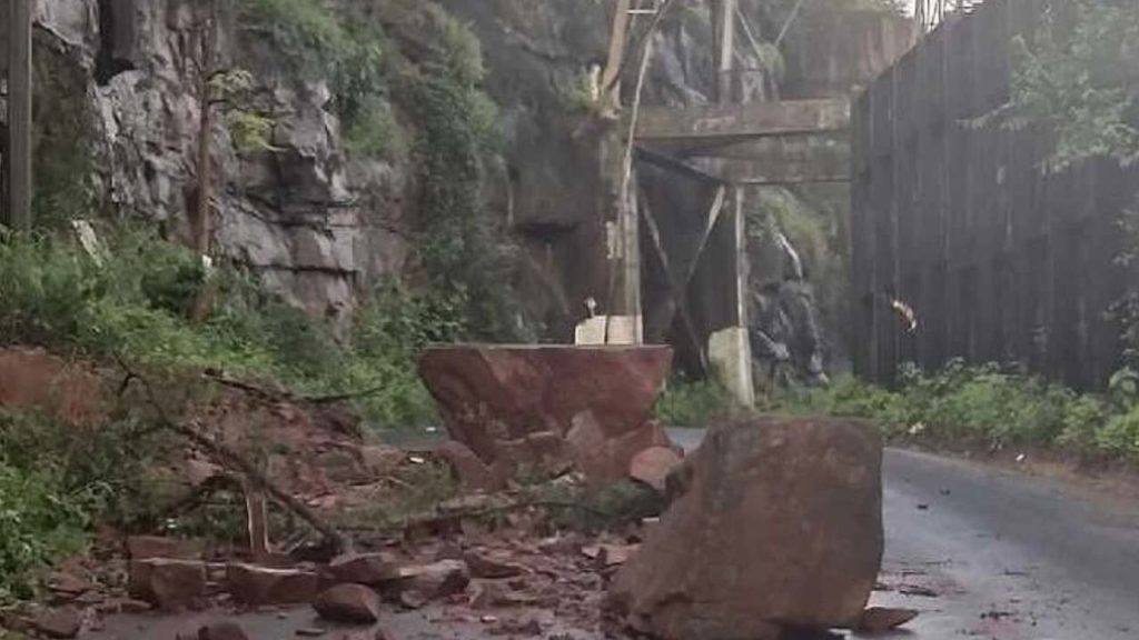 Landslides occurred at Srisailam