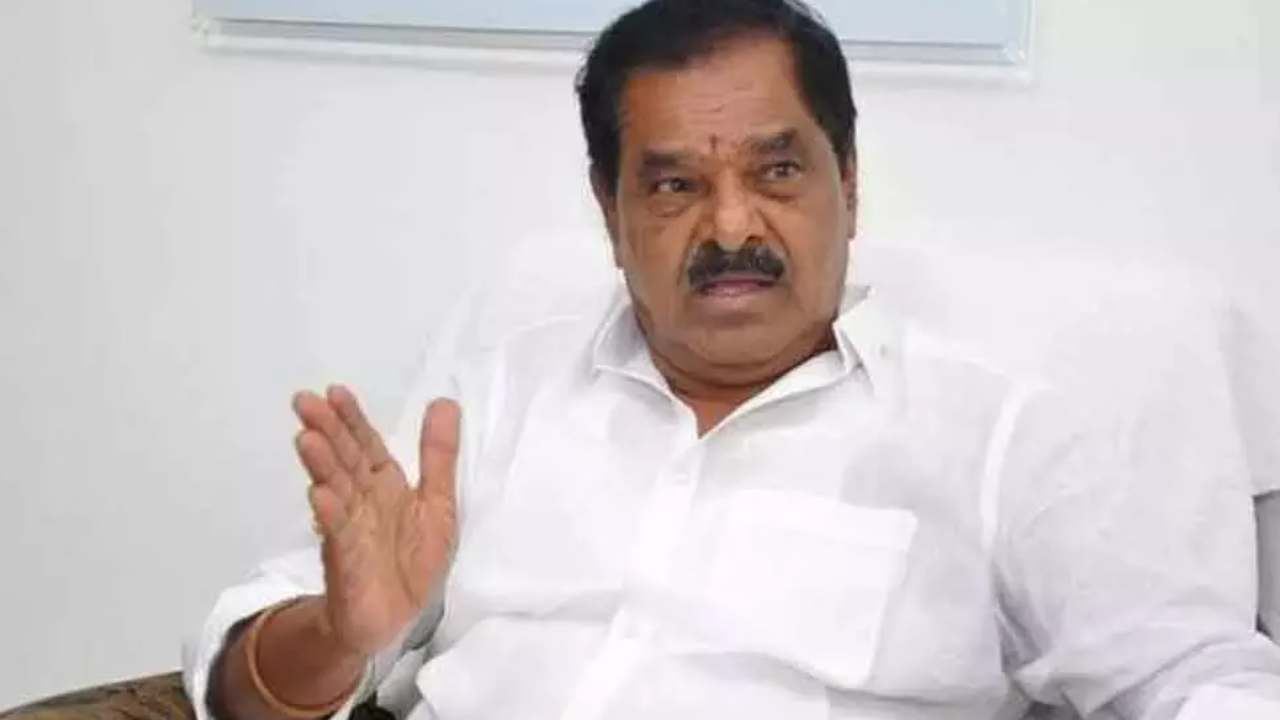 అతనికి కీలుబొమ్మగా బతకాల్సిన అవసరం నాకులేదు.. : మాజీ డిప్యూటీ సీఎం నారాయణ స్వామి అతనికి కీలుబొమ్మగా బతకాల్సిన అవసరం నాకులేదు.. : మాజీ డిప్యూటీ సీఎం నారాయణ స్వామి