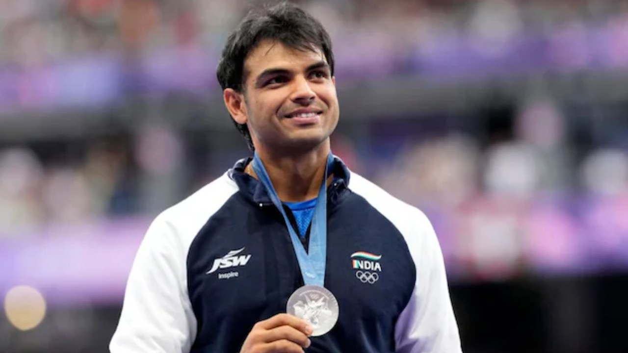 Neeraj Chopra : పారిస్ ఒలింపిక్స్లో రజతం.. భారత్కు రానీ నీరజ్.. జర్మనీకి పయనం.. ఎందుకంటే..? Neeraj Chopra : పారిస్ ఒలింపిక్స్లో రజతం.. భారత్కు రానీ నీరజ్.. జర్మనీకి పయనం.. ఎందుకంటే..?