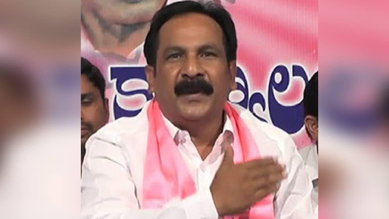 రేవంత్ రెడ్డి ఖమ్మంలో మాట్లాడిన తీరు జుగుప్సాకరంగా ఉంది: ఎమ్మెల్సీ తక్కెళ్లపల్లి రేవంత్ రెడ్డి ఖమ్మంలో మాట్లాడిన తీరు జుగుప్సాకరంగా ఉంది: ఎమ్మెల్సీ తక్కెళ్లపల్లి
