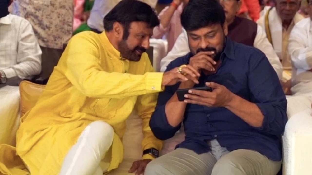 Chiranjeevi – Balakrishna : ఏకంగా 11వ సారి చిరంజీవి – బాలకృష్ణ సంక్రాంతి పోటీ.. విశ్వంభర వర్సెస్ NBK 109..? Chiranjeevi – Balakrishna : ఏకంగా 11వ సారి చిరంజీవి – బాలకృష్ణ సంక్రాంతి పోటీ.. విశ్వంభర వర్సెస్ NBK 109..?