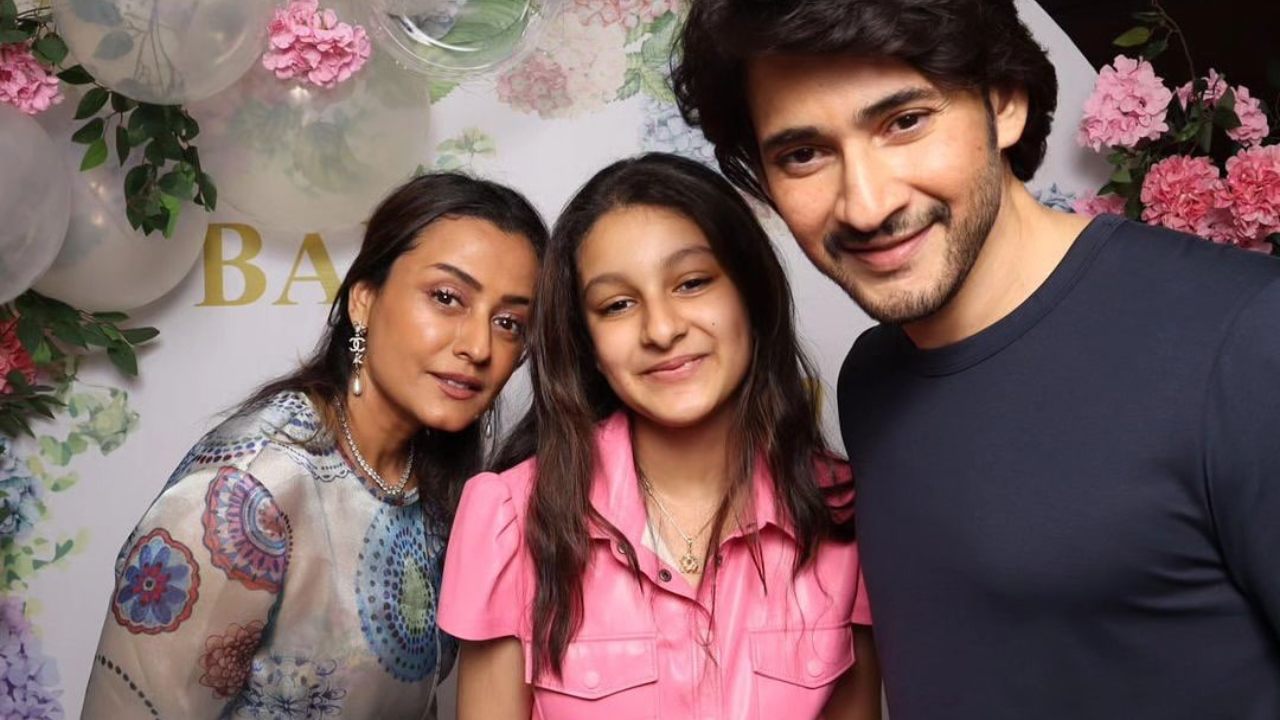 Sitara – Mahesh : నాన్న ఆ సమయంలో ఆల్మోస్ట్ ఏడ్చేశాడు.. అమ్మ చాలా స్ట్రిక్ట్.. సితార ఆసక్తికర వ్యాఖ్యలు.. Sitara – Mahesh : నాన్న ఆ సమయంలో ఆల్మోస్ట్ ఏడ్చేశాడు.. అమ్మ చాలా స్ట్రిక్ట్.. సితార ఆసక్తికర వ్యాఖ్యలు..