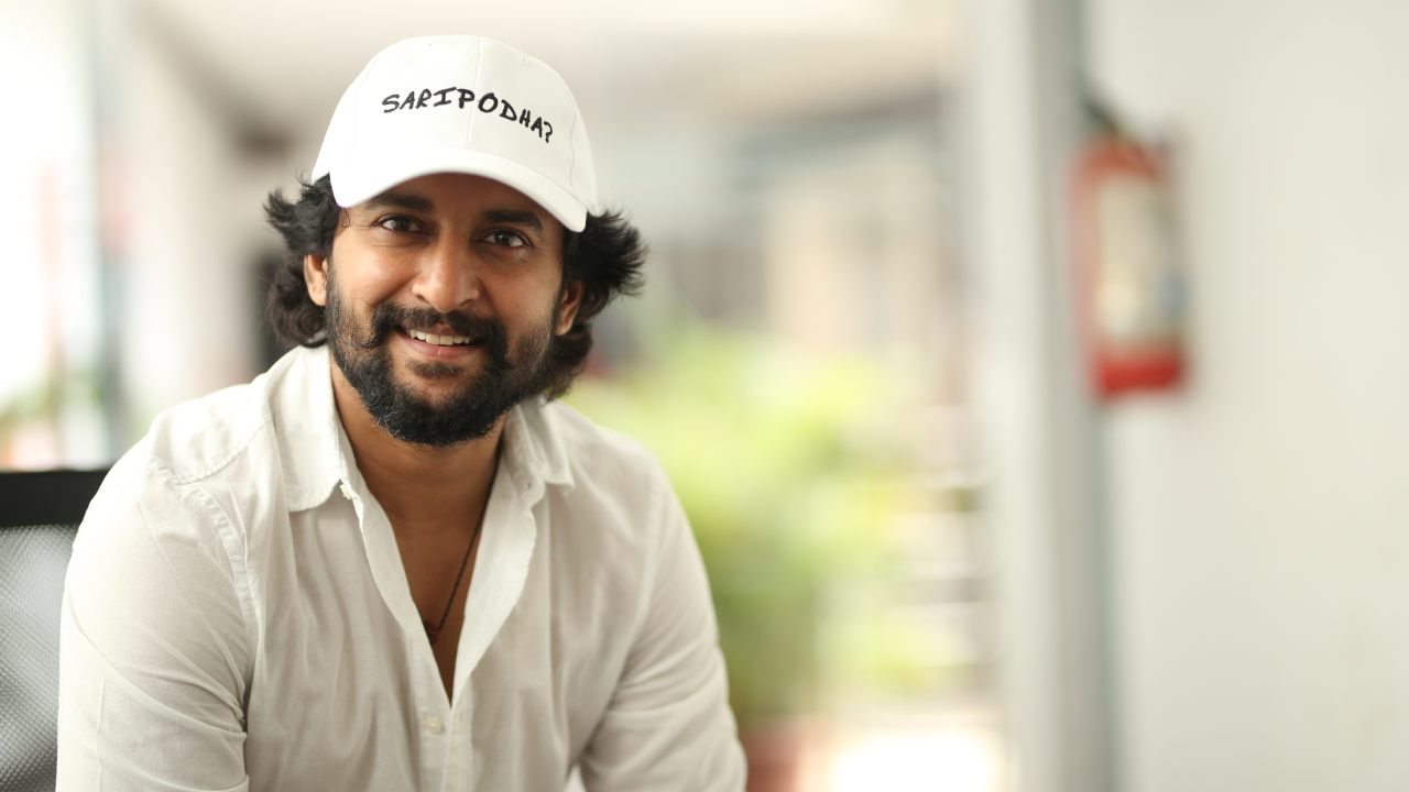 Nani : యాంకర్ అడిగిన ప్రశ్నకి.. ఆ సినిమా క్యారెక్టర్తో యాంకర్ని ఆడేసుకున్న నాని.. Nani : యాంకర్ అడిగిన ప్రశ్నకి.. ఆ సినిమా క్యారెక్టర్తో యాంకర్ని ఆడేసుకున్న నాని..