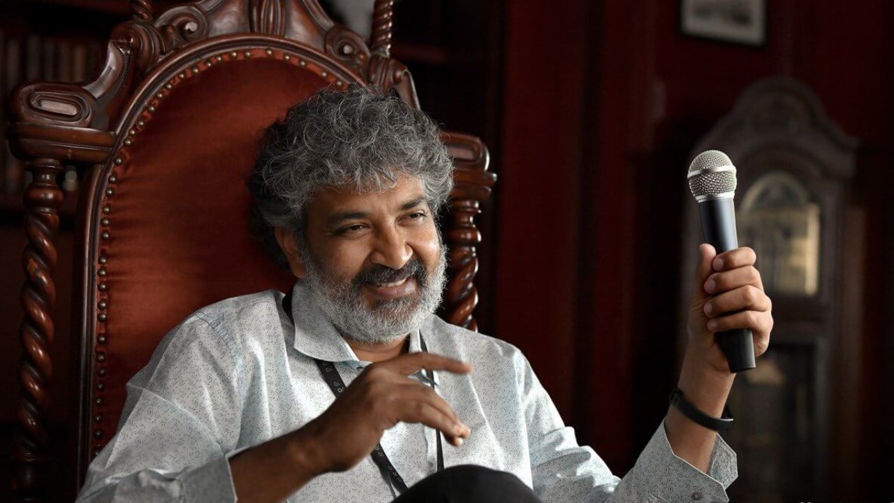 Rajamouli : రాజమౌళి షూటింగ్ లేకుండా ఖాళీగా ఉంటే ఏం చేస్తారో తెలుసా? Rajamouli : రాజమౌళి షూటింగ్ లేకుండా ఖాళీగా ఉంటే ఏం చేస్తారో తెలుసా?