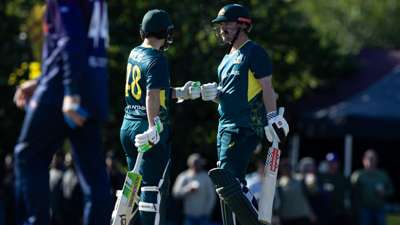 AUS vs SCO : టీ20 క్రికెట్లో చరిత్ర సృష్టించిన ఆస్ట్రేలియా.. పసికూన స్కాట్లాండ్ పై ఆసీస్ బ్యాటర్ల పెను విధ్వంసం AUS vs SCO : టీ20 క్రికెట్లో చరిత్ర సృష్టించిన ఆస్ట్రేలియా.. పసికూన స్కాట్లాండ్ పై ఆసీస్ బ్యాటర్ల పెను విధ్వంసం
