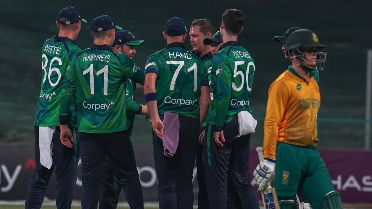 IRE vs SA : టీ20 క్రికెట్లో పెను సంచలనం.. దక్షిణాఫ్రికా పై ఐర్లాండ్ విజయం.. IRE vs SA : టీ20 క్రికెట్లో పెను సంచలనం.. దక్షిణాఫ్రికా పై ఐర్లాండ్ విజయం..