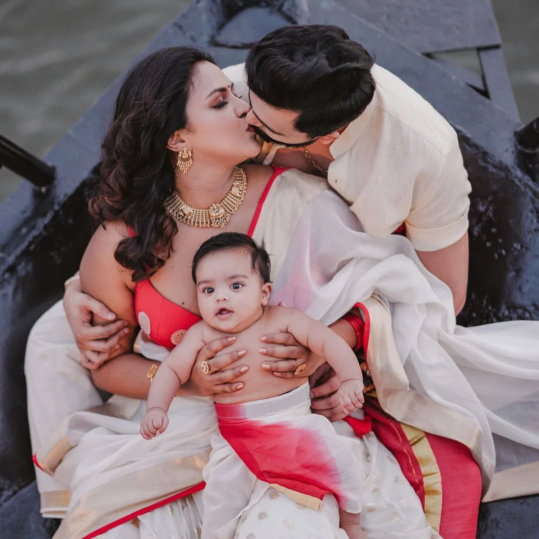 Amala Paul Onam Celebrations with Family