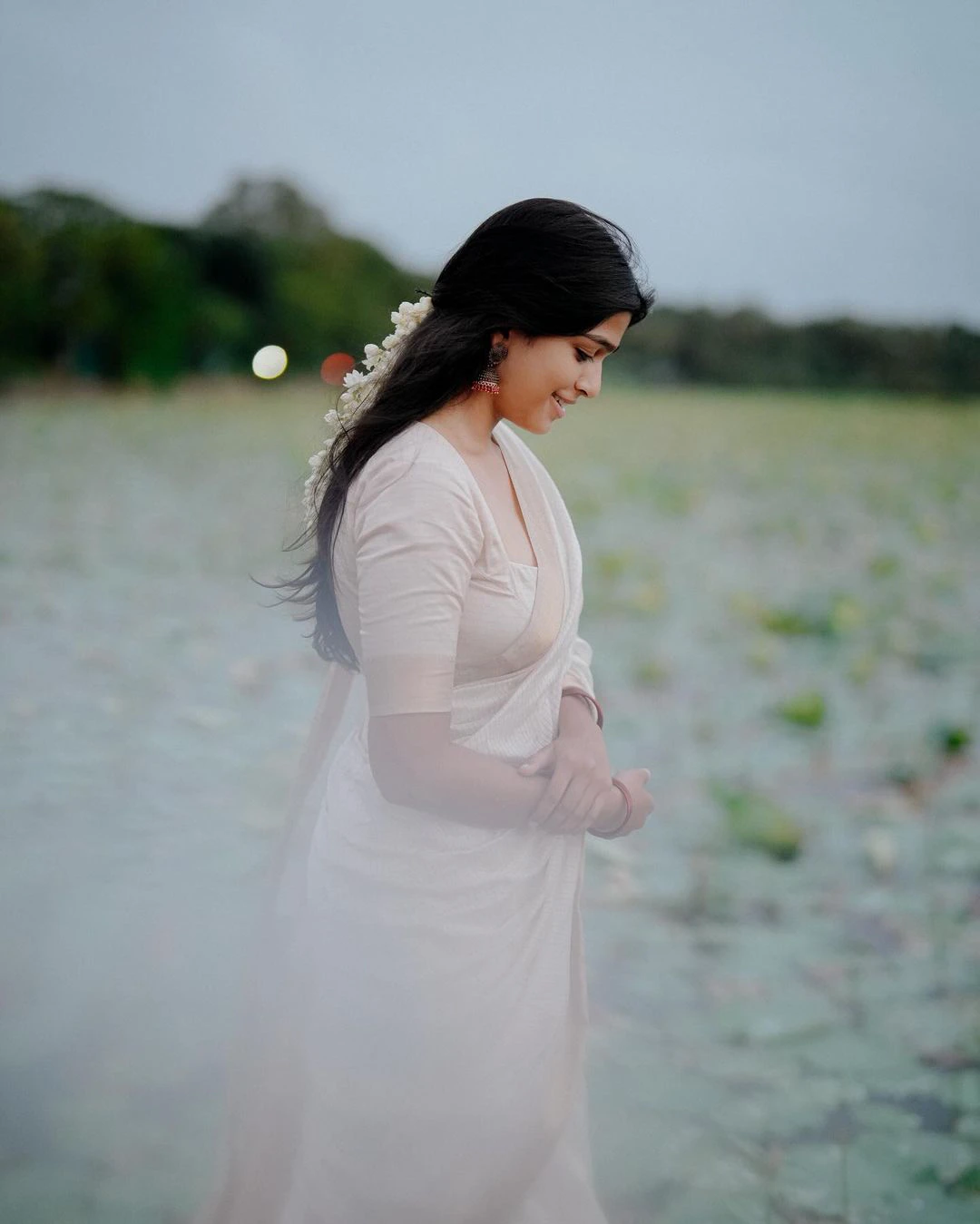 Ananthika Sanilkumar Onam Special Cute Photos in Saree