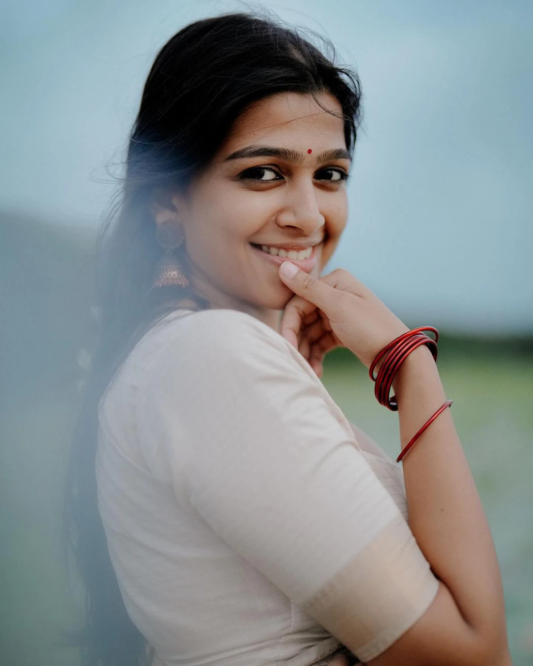 Ananthika Sanilkumar Onam Special Cute Photos in Saree `