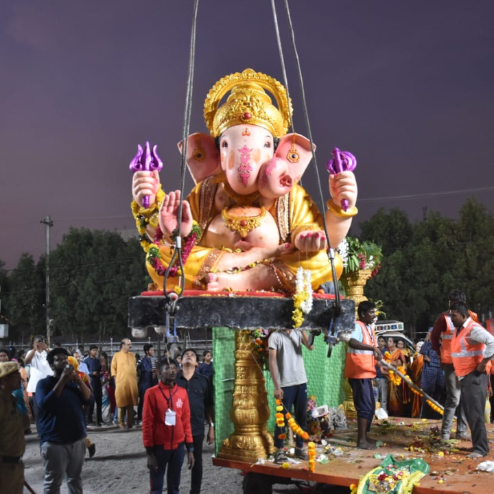 Ganapati idol immersion